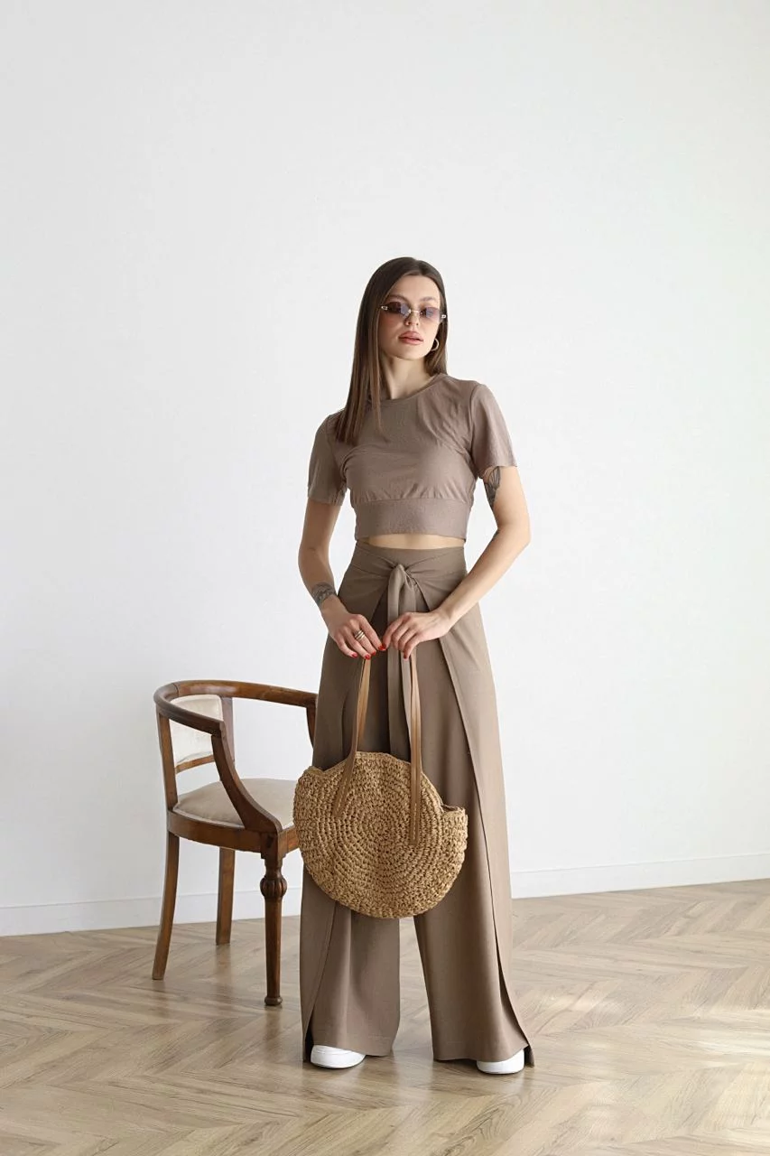 Claire - Rosetta Wide Linen Trousers
