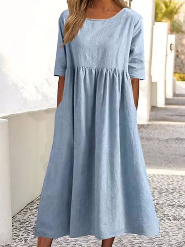 Nicole - Midi Dress with Half Sleeves