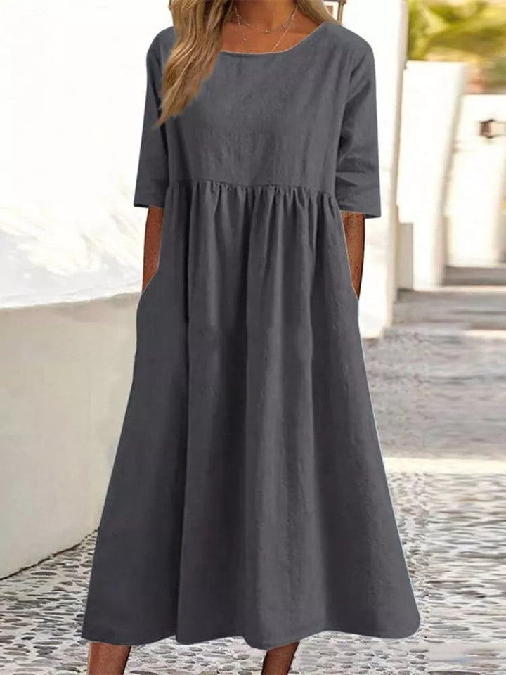 Nicole - Midi Dress with Half Sleeves