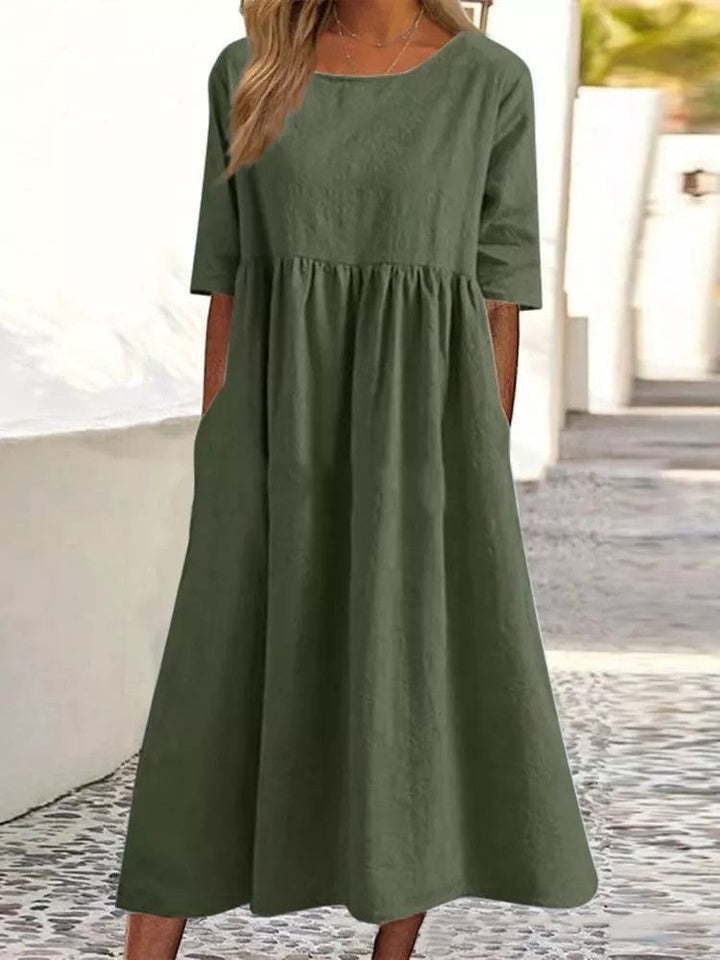 Nicole - Midi Dress with Half Sleeves