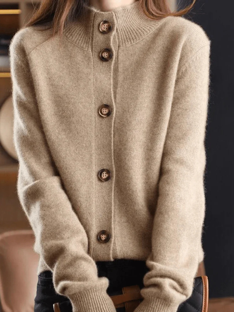 Annelyn | Button Cardigan